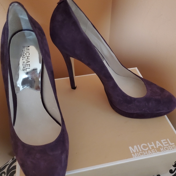Michael Kors Purple Suede Pumps Sz 1 